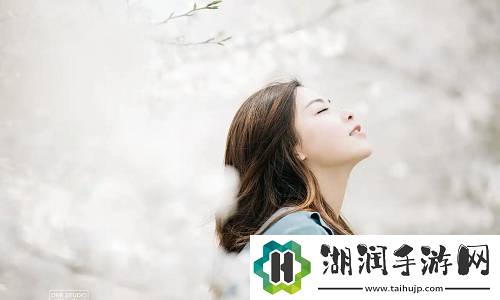 父亲有力挺送女儿的花园：以汗水浇灌幸福沃土